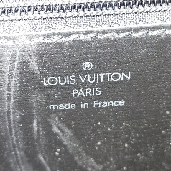 Classy authentic Louis Vuitton Archie in black pre-loved EUC! - Picture 2 of 6